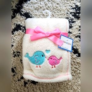 🆕 NIB Cutie Pie Bird Baby Blanket